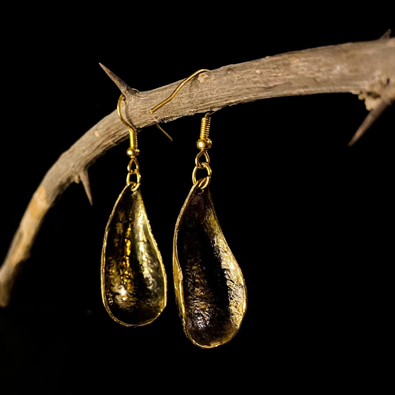 Khuwahish VII – Handmade Sculptural Jewelry